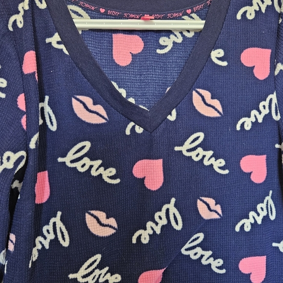 Betsey Johnson pajama set - Picture 5 of 7